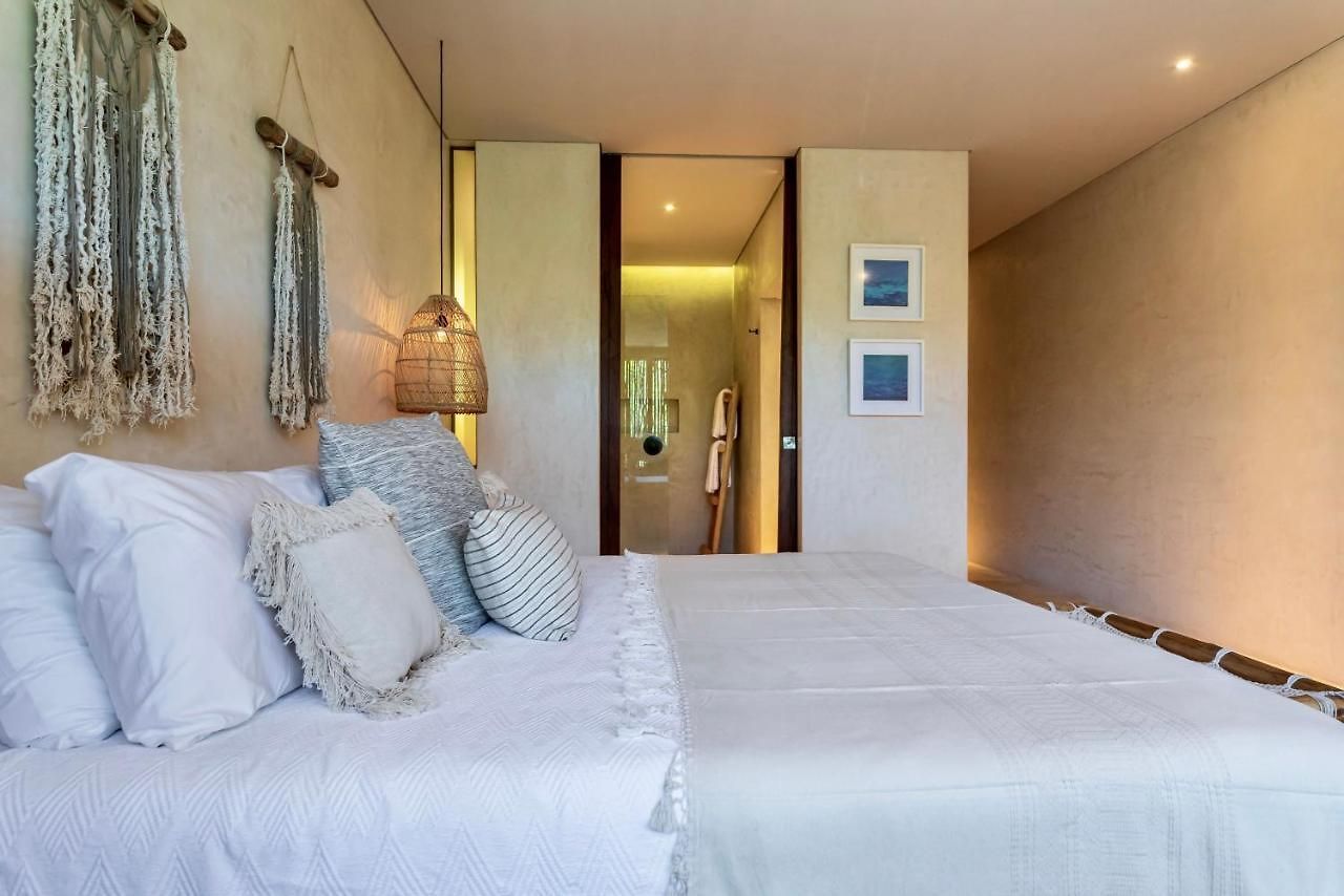 3 Bed Sleeps 6 - Private Pool & Hot Tub Apartamento