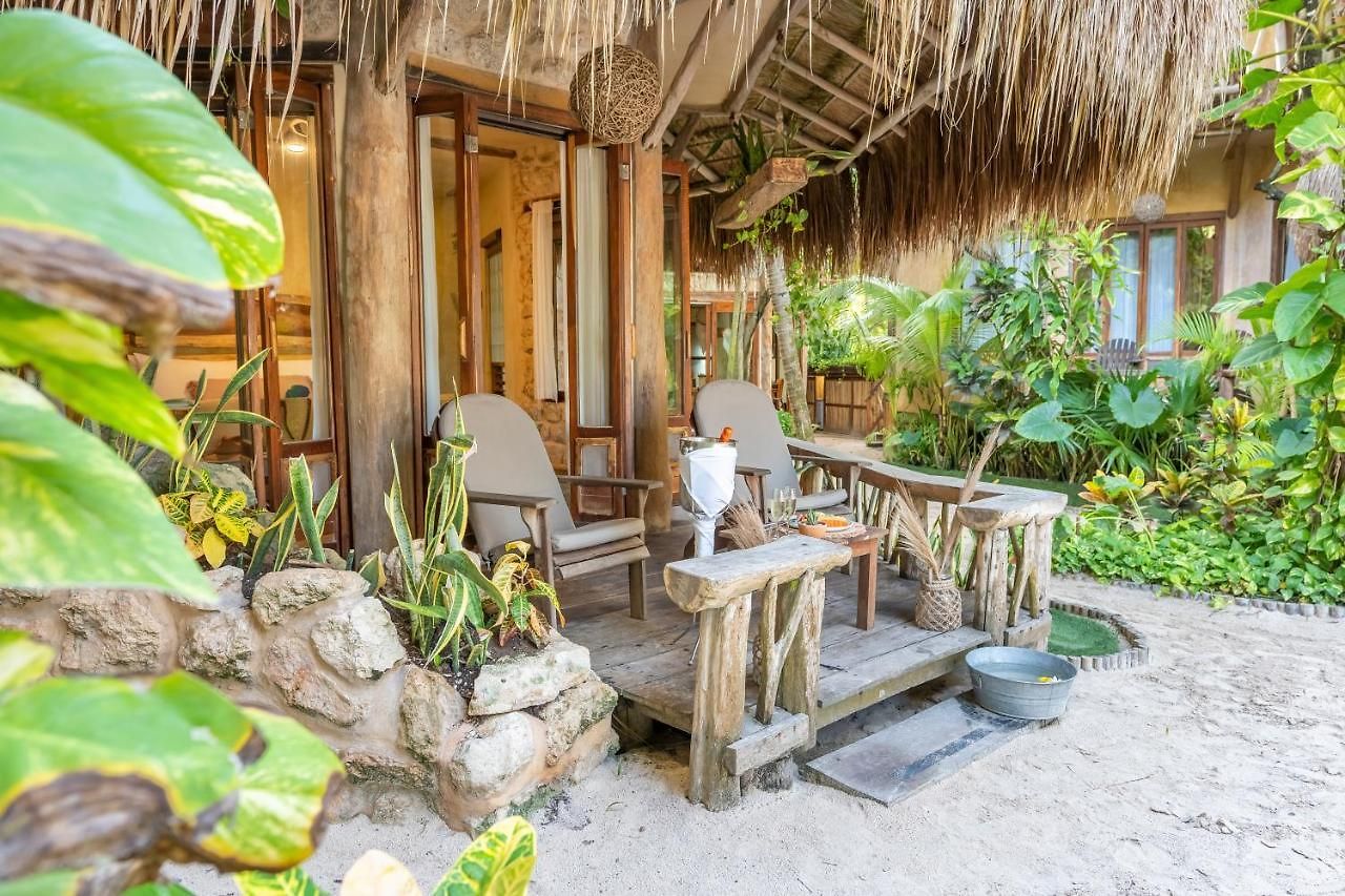 Alaya Beachfront Hotel