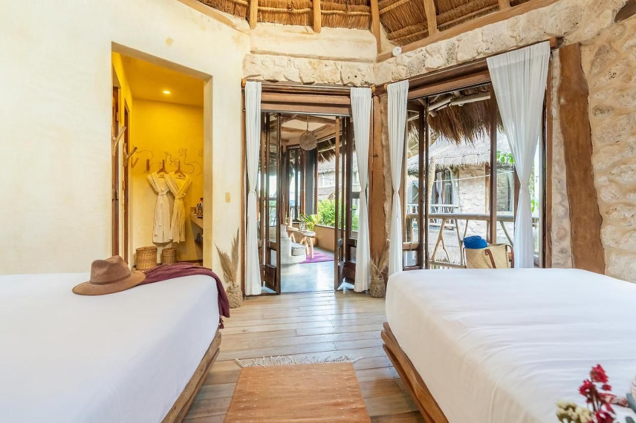 Alaya Beachfront Hotel 4*