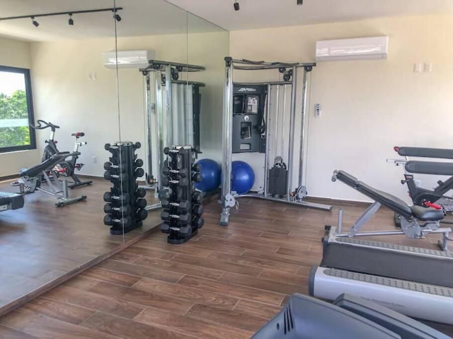 Exclusive Building Infinity Pool And Gym Restaurants And Bar District Nearby Сasa de vacaciones Tulum