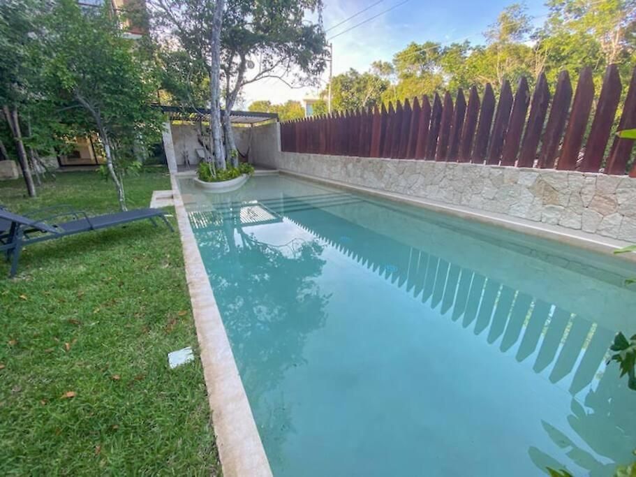 Exclusive Building Infinity Pool And Gym Restaurants And Bar District Nearby Сasa de vacaciones