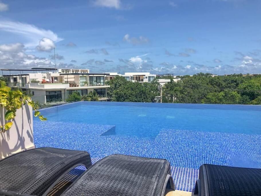 Сasa de vacaciones Exclusive Building Infinity Pool And Gym Restaurants And Bar District Nearby Tulum