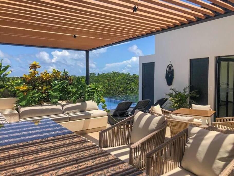 Сasa de vacaciones Exclusive Building Infinity Pool And Gym Restaurants And Bar District Nearby Tulum