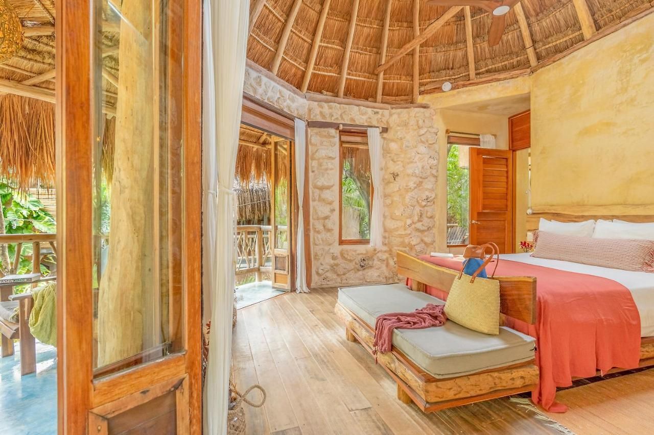 Alaya Beachfront Hotel