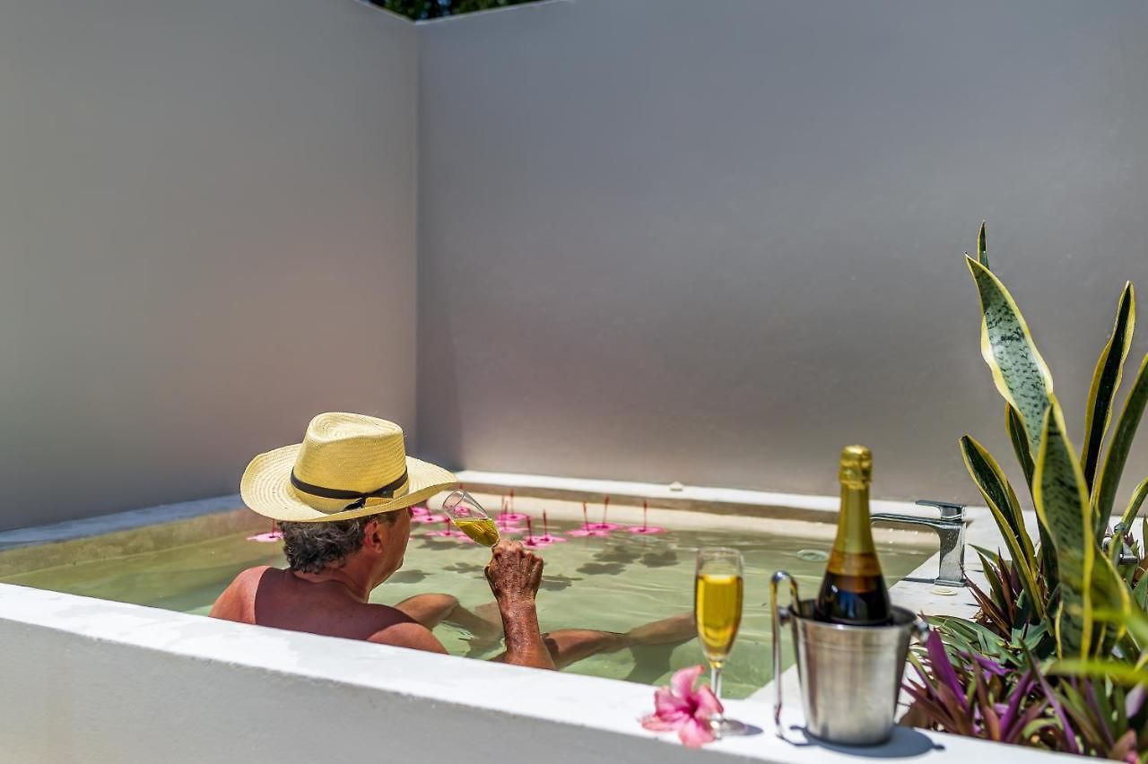 Calma, Chic & Mexican Villa, A True Oasis Pool, Security Holiday home Tulum