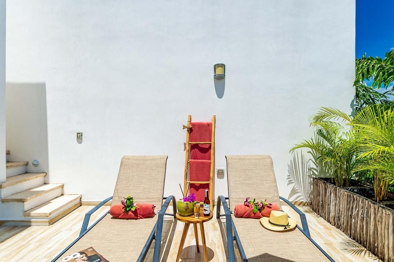 Calma, Chic & Mexican Villa, A True Oasis Pool, Security Holiday home