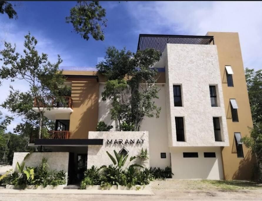 Exclusive Building Infinity Pool And Gym Restaurants And Bar District Nearby * Tulum