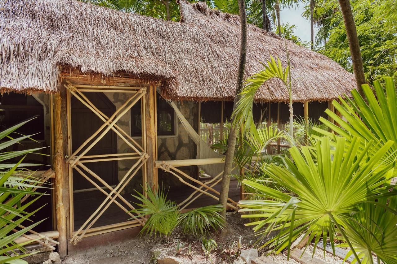 Lodge Yaxchen Cabañas&cenote Tulum
