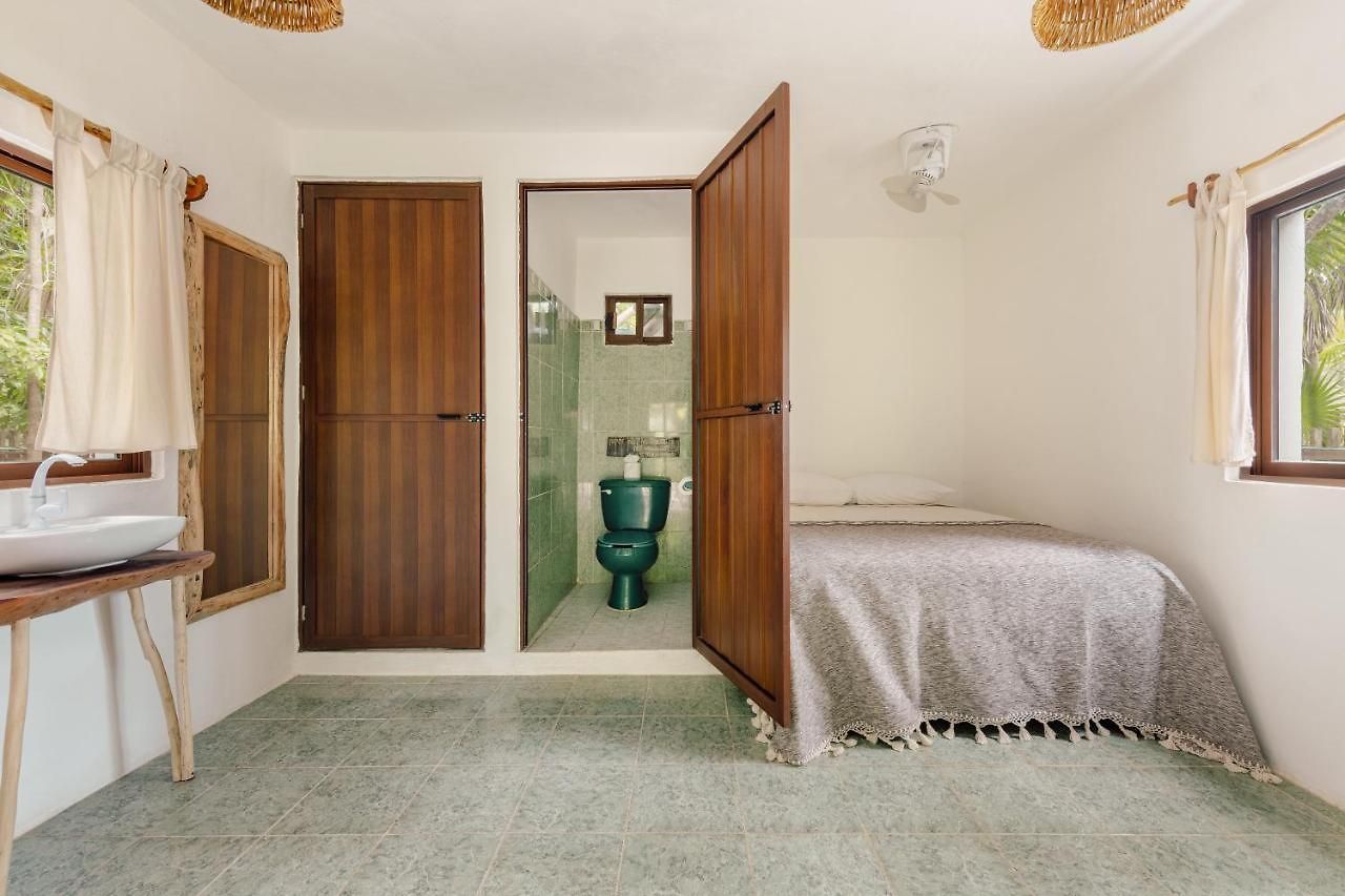 Yaxchen Cabañas&cenote Lodge Tulum