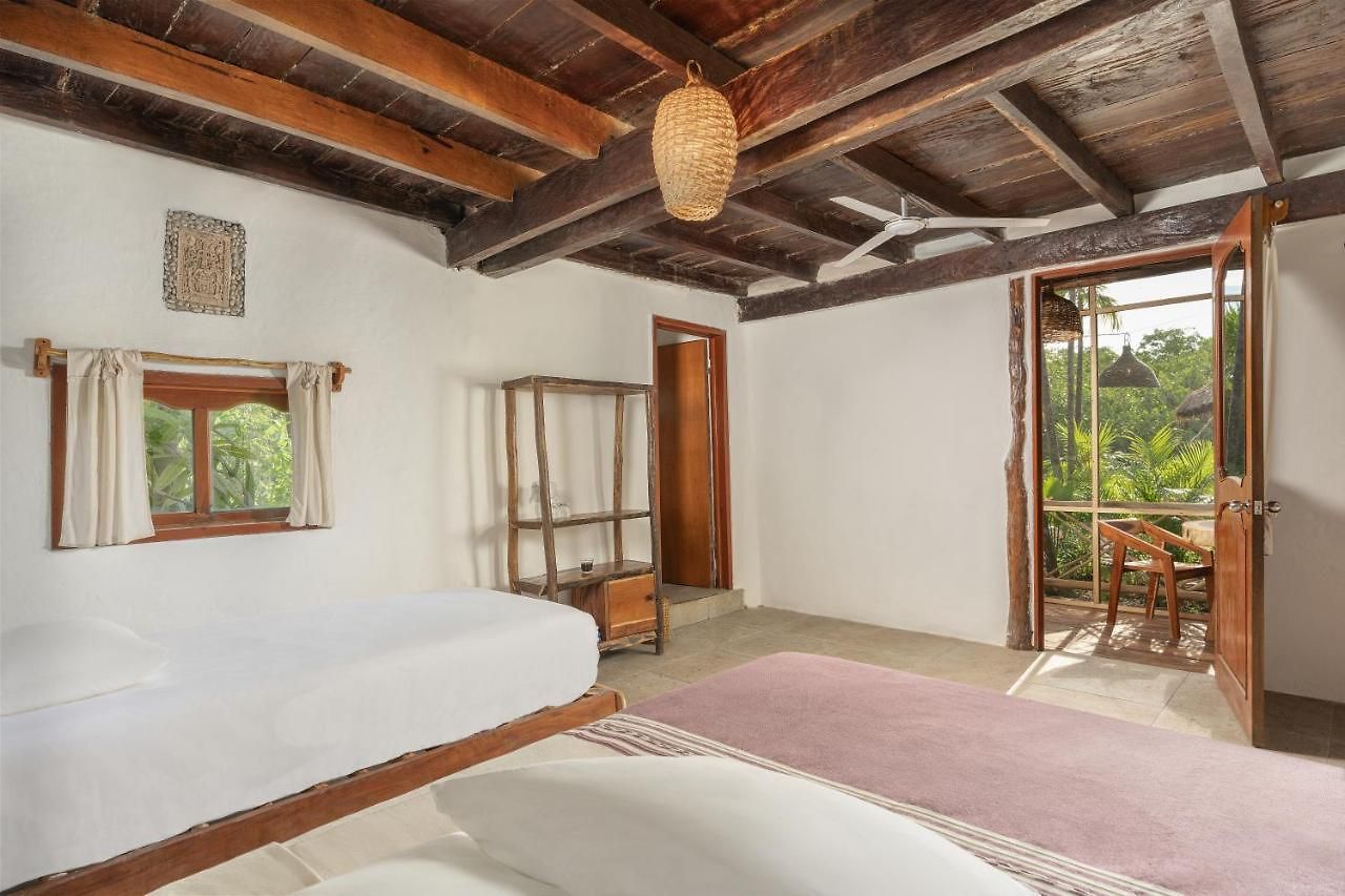 Lodge Yaxchen Cabañas&cenote *