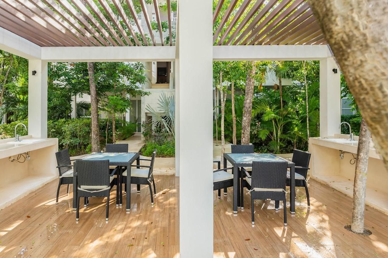 Quiet 2br In With Pool Spacious Patio Gym Apartment *