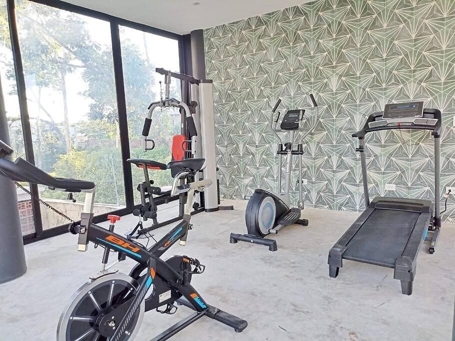 306 Amena 1br Penthouse W/ Gym & Private Pool/rooftop *