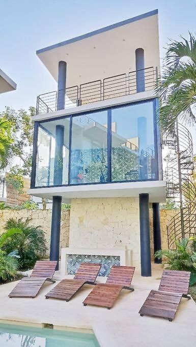 306 Amena 1br Penthouse W/ Gym & Private Pool/rooftop Apartment *