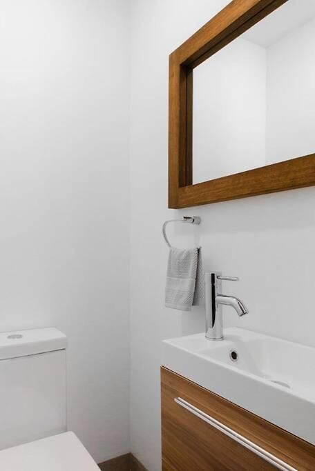Apartment Neem 31 Comfortable, Luxury 10 Min To The *