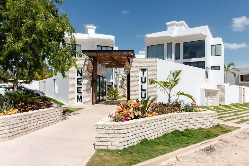 Neem 31 Comfortable, Luxury 10 Min To The