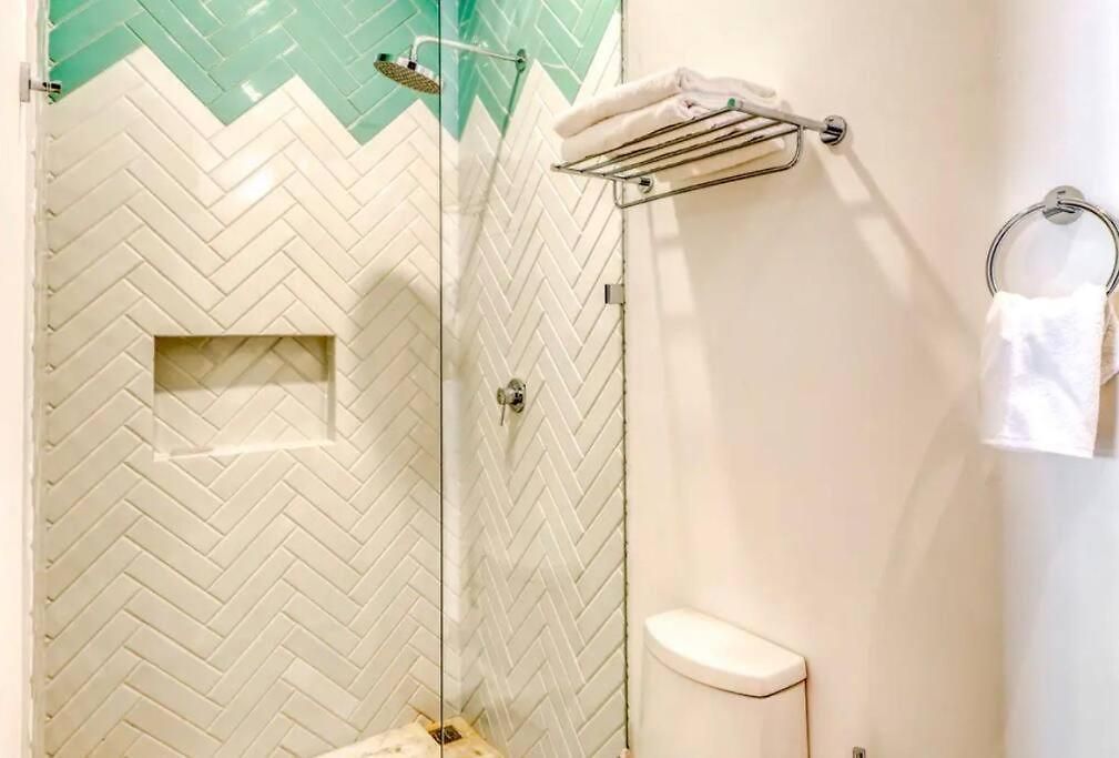 Apartment 306 Amena 1br Penthouse W/ Gym & Private Pool/rooftop