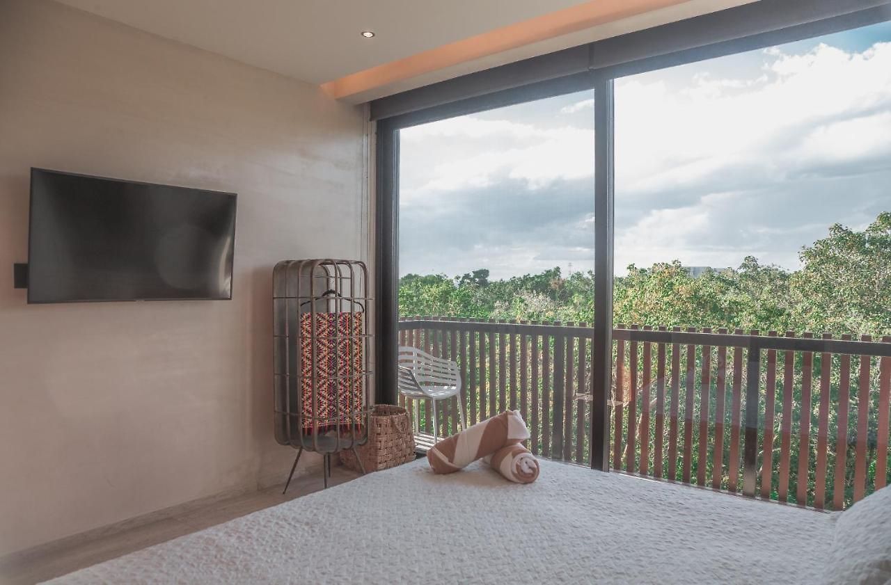 Stylish & Luxury Penthouse & Apartment, Private Pool, Private Hot Tub, Terrace And Roof At Jungle Apartment Tulum