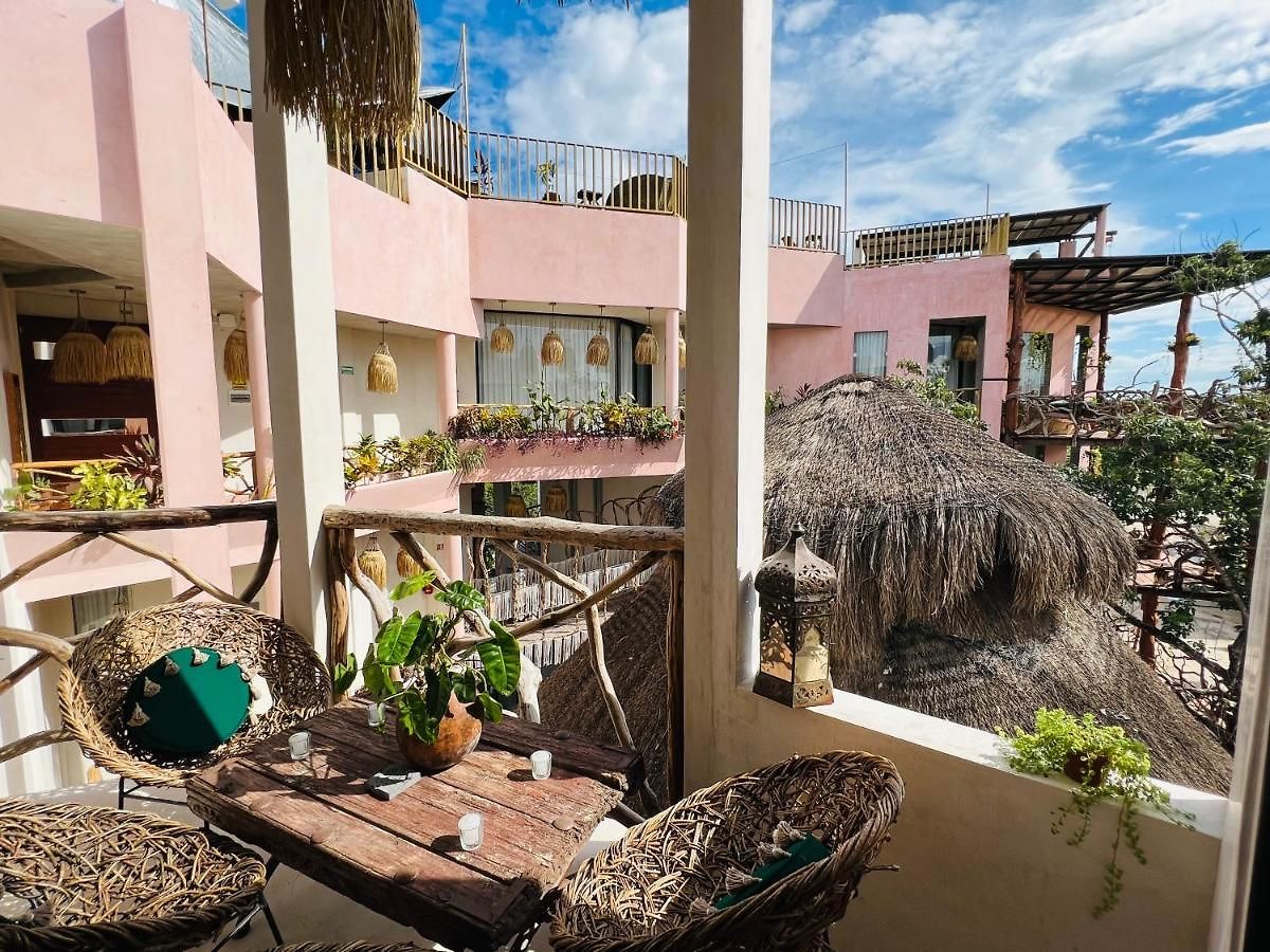 Xkeban Adults-only Weekend Party Hotel