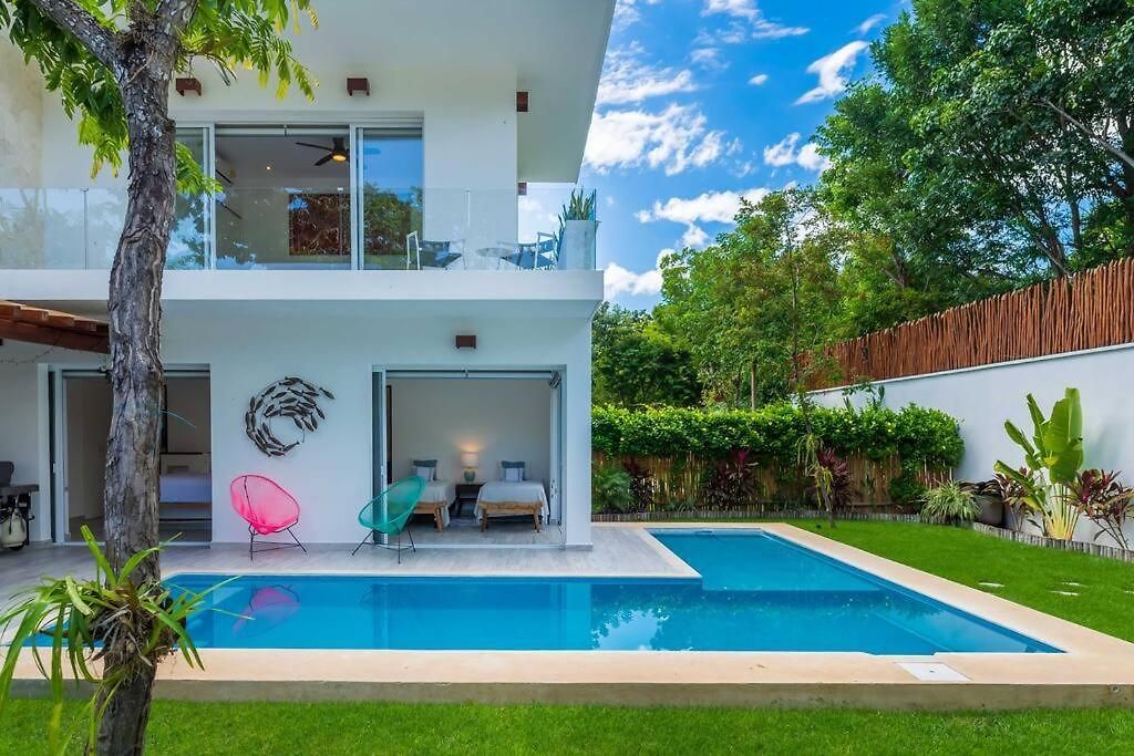 Luxury Private 3bed Villa, Garden, Pool,security *