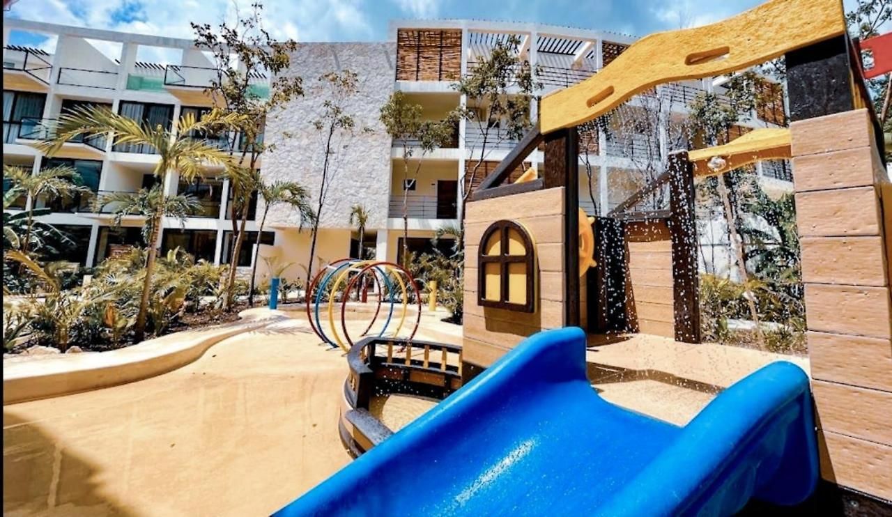 The Waves By Experience Hotel