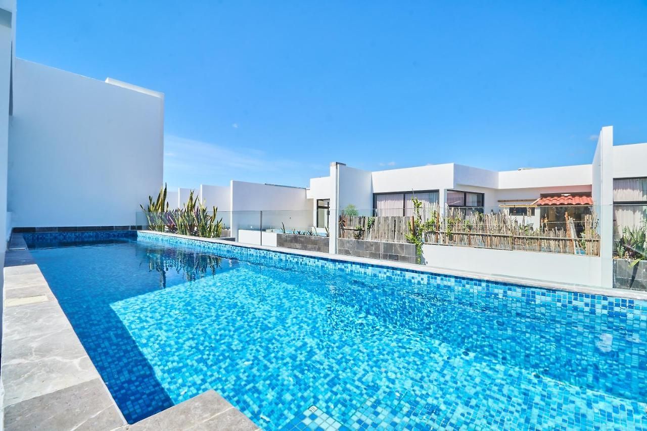 Luxury 2 Story Penthouse With Private Pool, Gym & Rooftop Apartamento *