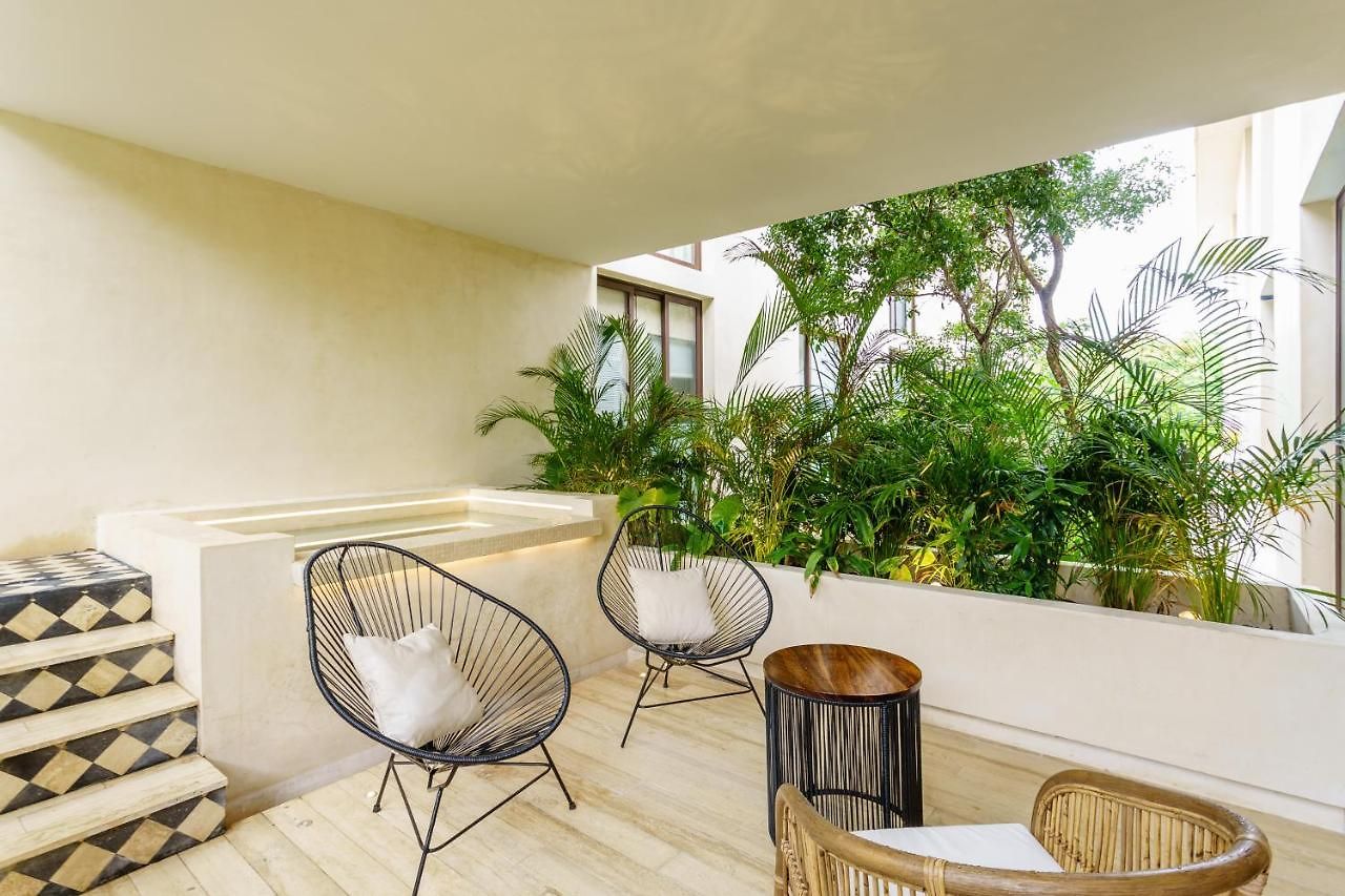 204 Hidden Gem In The Heart Of W/ Huge Private Terrace And Pool For 6 Pax Apartment *