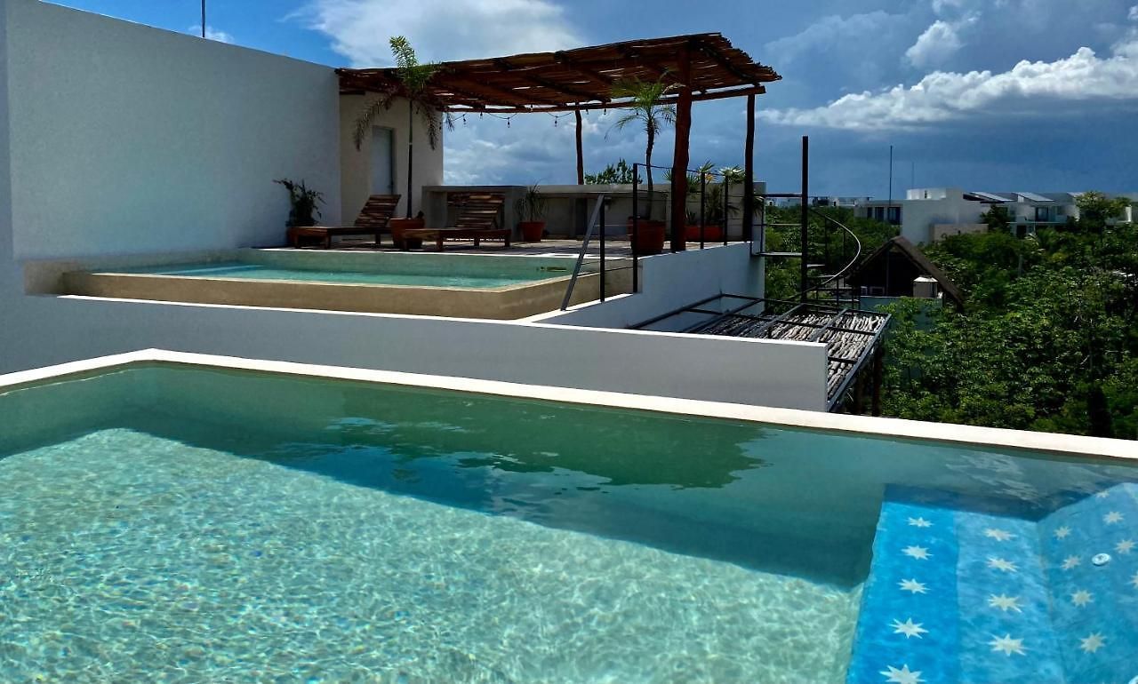 Rosa Azul Apartahotel