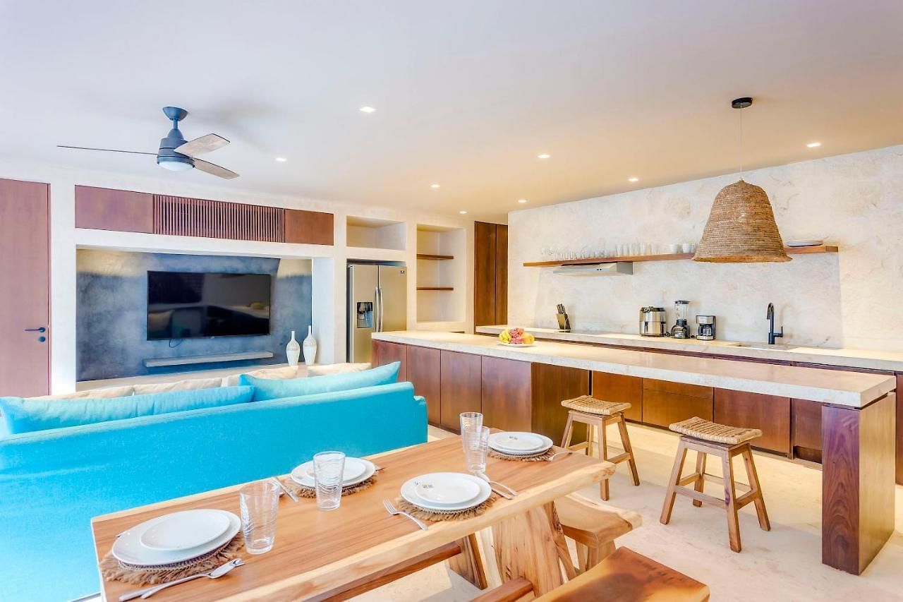 Gorgeous Flowy Space With Wrap-around Private Pool * Tulum