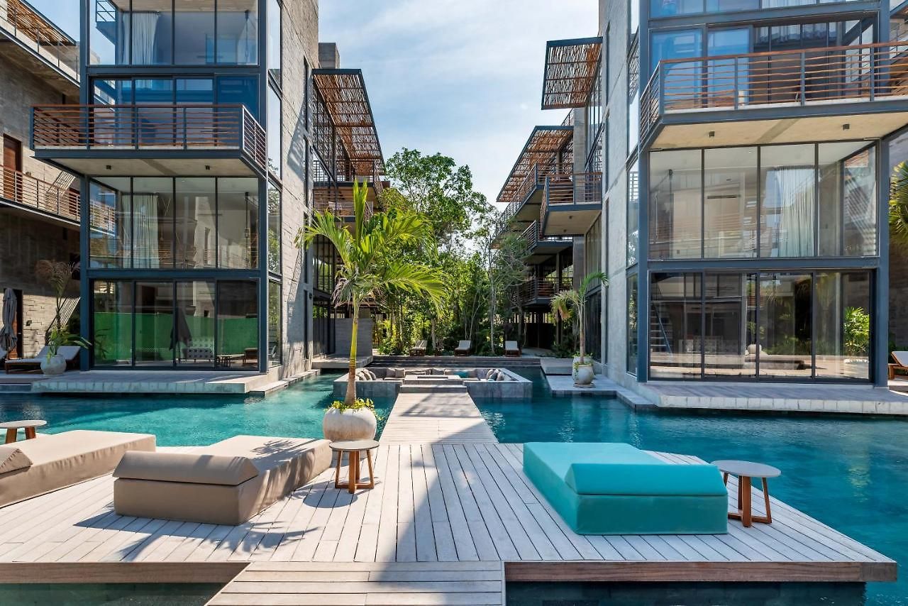 Incredible 1br Swim Up With Private Cenote And Big Gym Apartment *