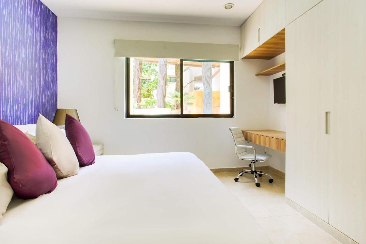 Stylish 2b With Direct Pool Access In Aldea Zama *