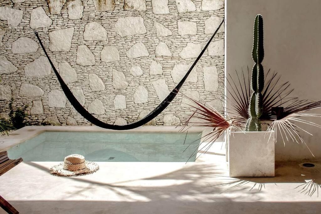 16tulum Villa
