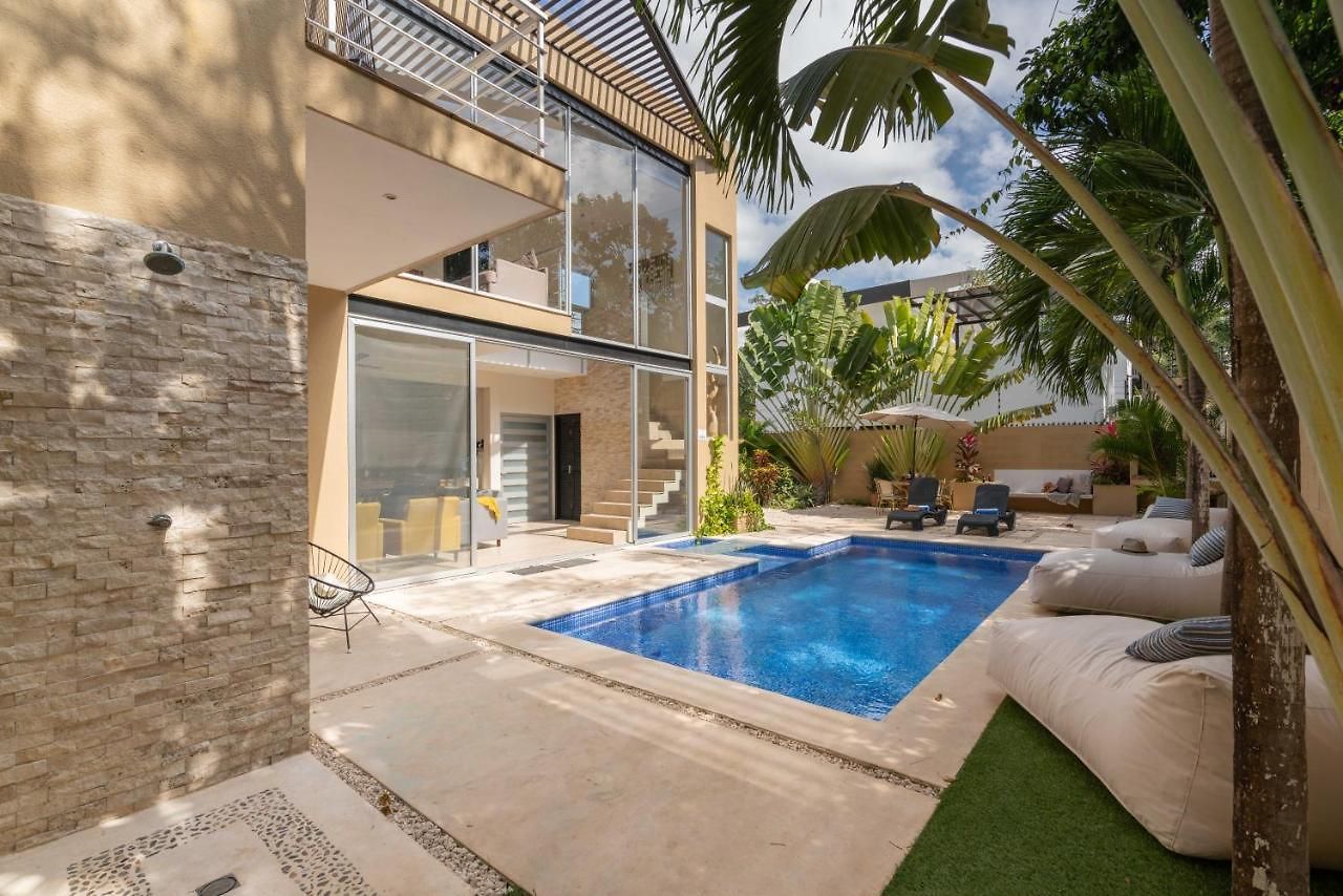 Private Modern Villa-pool Beds-ac-internet-parking-grill Holiday home Tulum