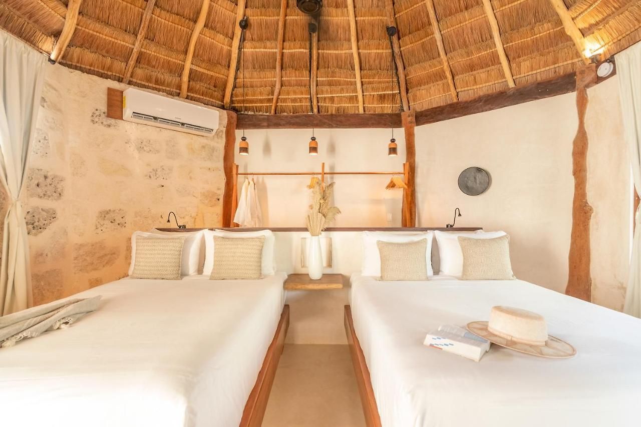 Hotel Casa Ganesh Beachfront 4*