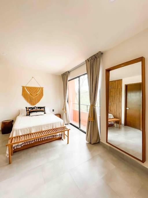 Apartment Coral Loft, 2 Pools, Parking, Gym, Pet Park