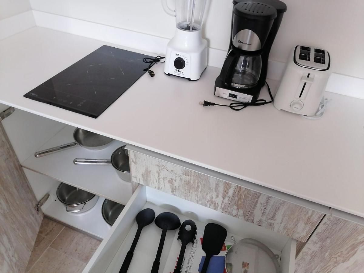 Estudio Moderno Equipado Y Luminoso Apartment