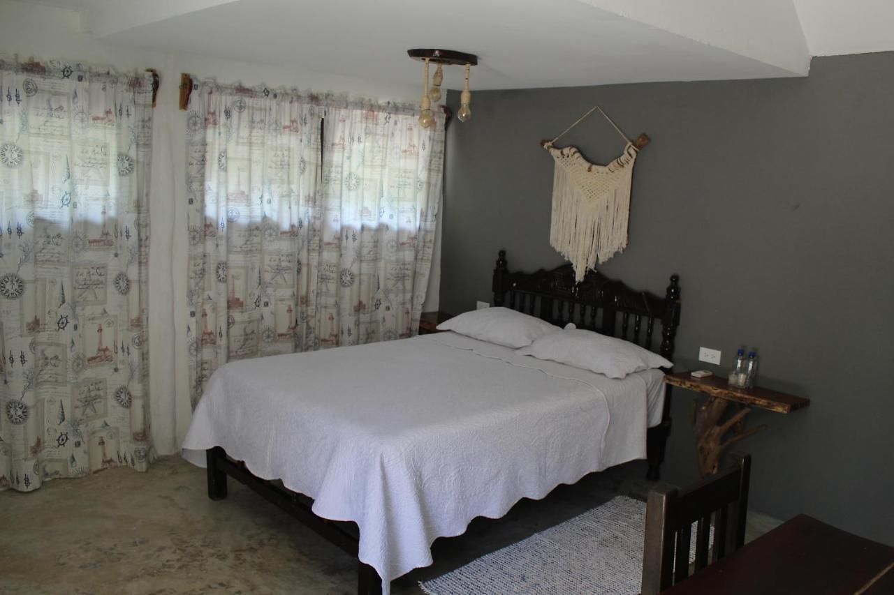 Cabanas La Alborada Hotel