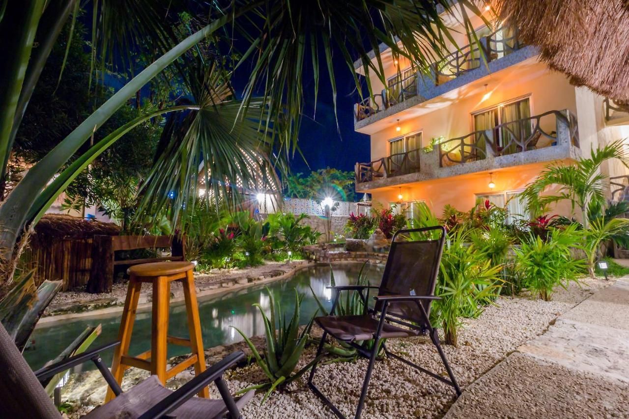 Jaakbal * Tulum