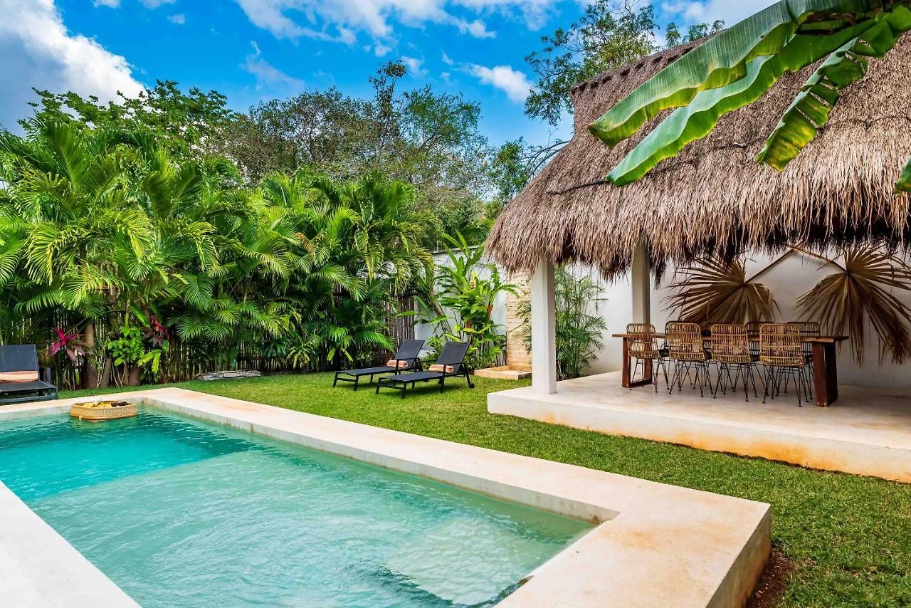 Ek'balam & Flamingo, Luxury Villas, Private Pool, Private Garden, Jacuzzi, 24h Security