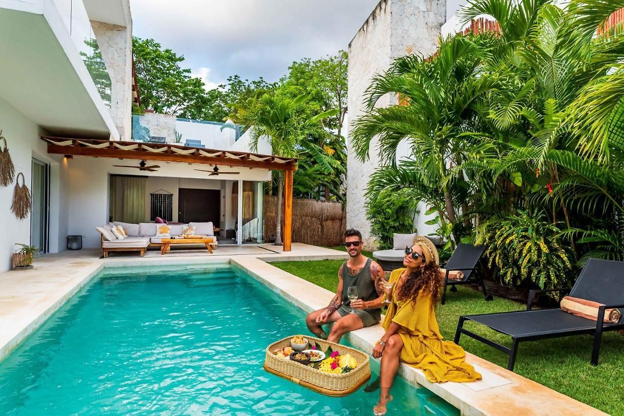 Villa Ek'balam & Flamingo, Luxury Villas, Private Pool, Private Garden, Jacuzzi, 24h Security