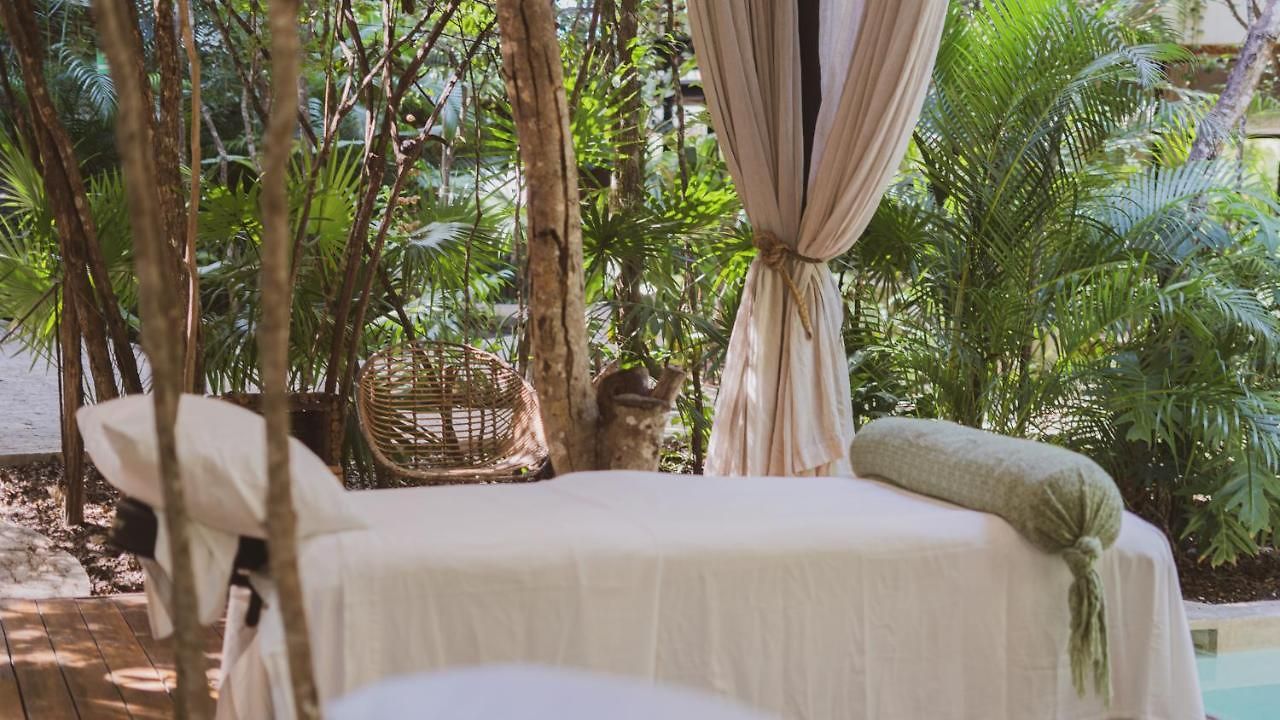 Copal Hotel