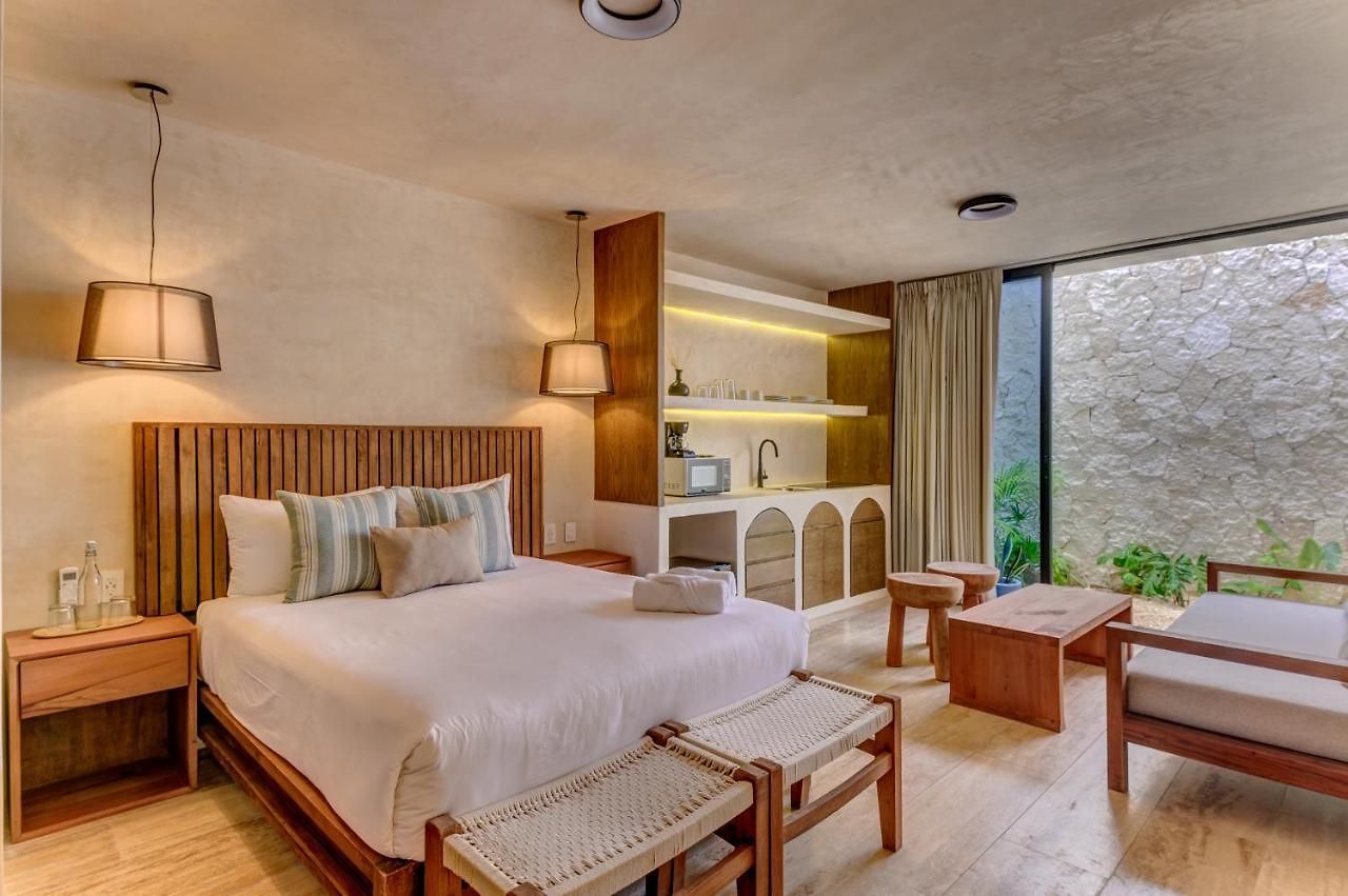 Eterna Hotel 4*