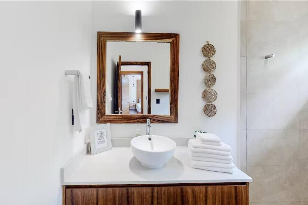 Apartment Spacious Condo, Beautiful Pool, Wi-fi - Casa Kaanal 104 *