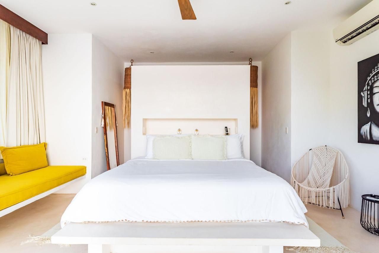 Ek'balam & Flamingo, Luxury Villas, Private Pool, Private Garden, Jacuzzi, 24h Security Villa