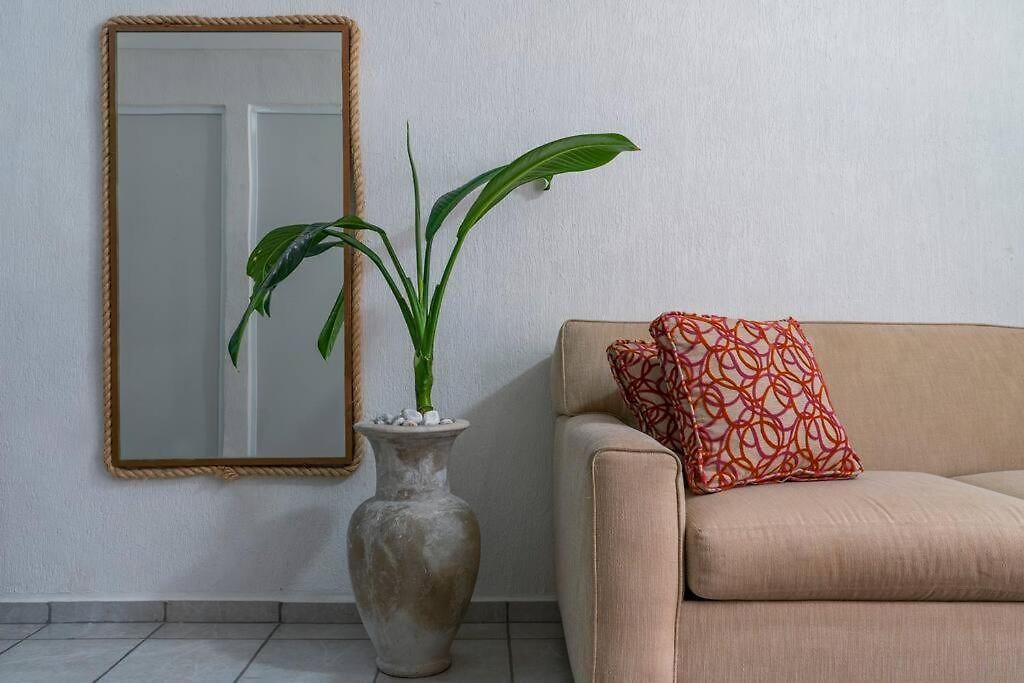 ~ Casa Shakti ~ Cozy Jungle Scape Hotel *