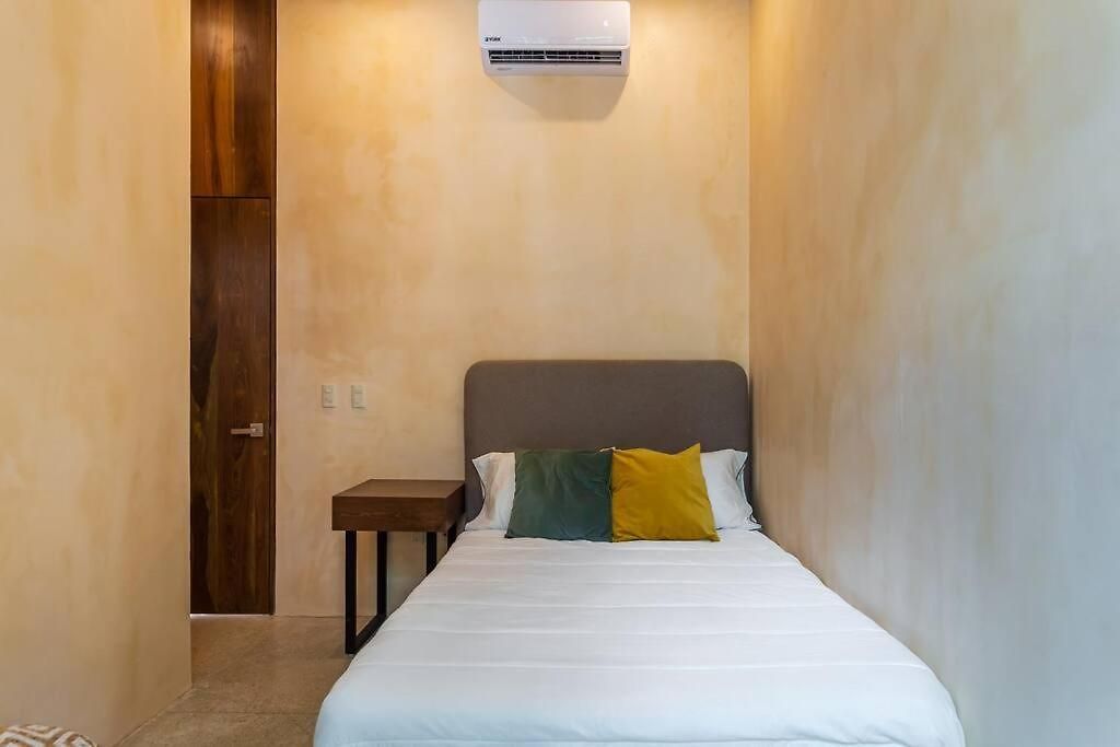 Apartment Viscount Iv Manor By Sandy Powerful