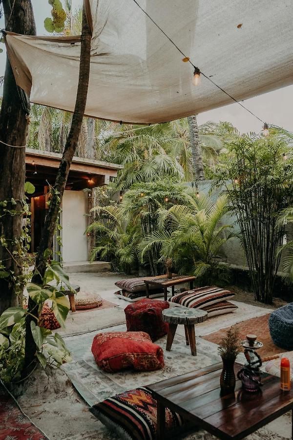 Hotel Ether