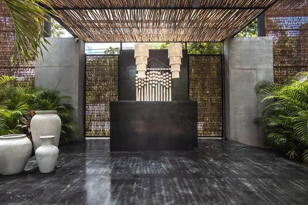 Toh1, Downtown Tulum