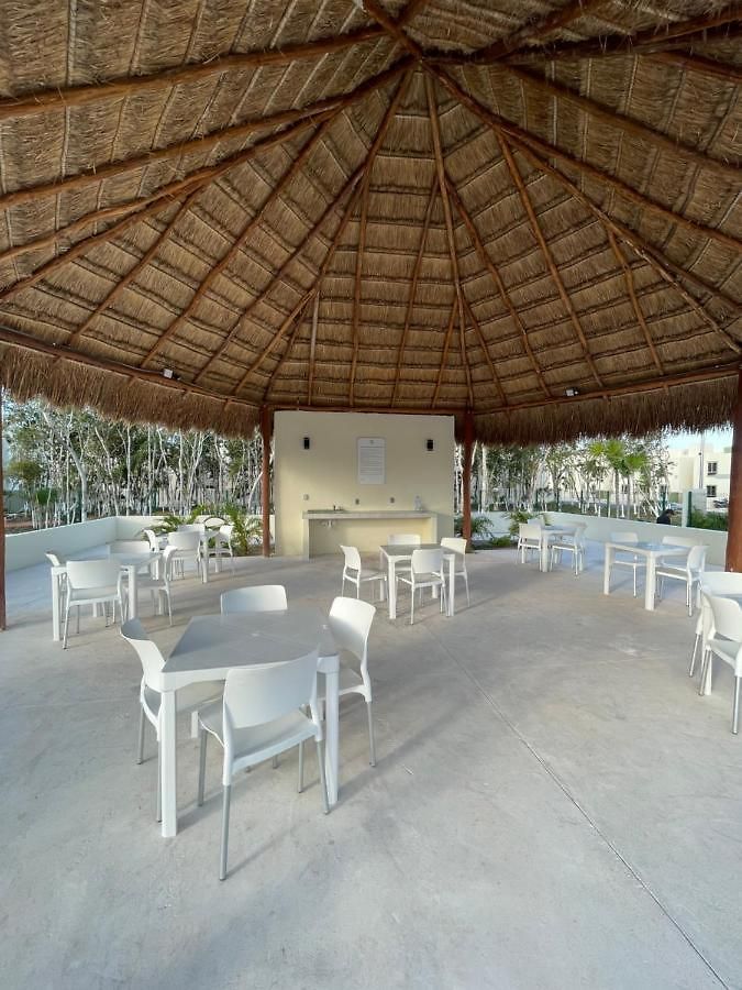Hotel Zamna 2br W/pool & Wifi 4*