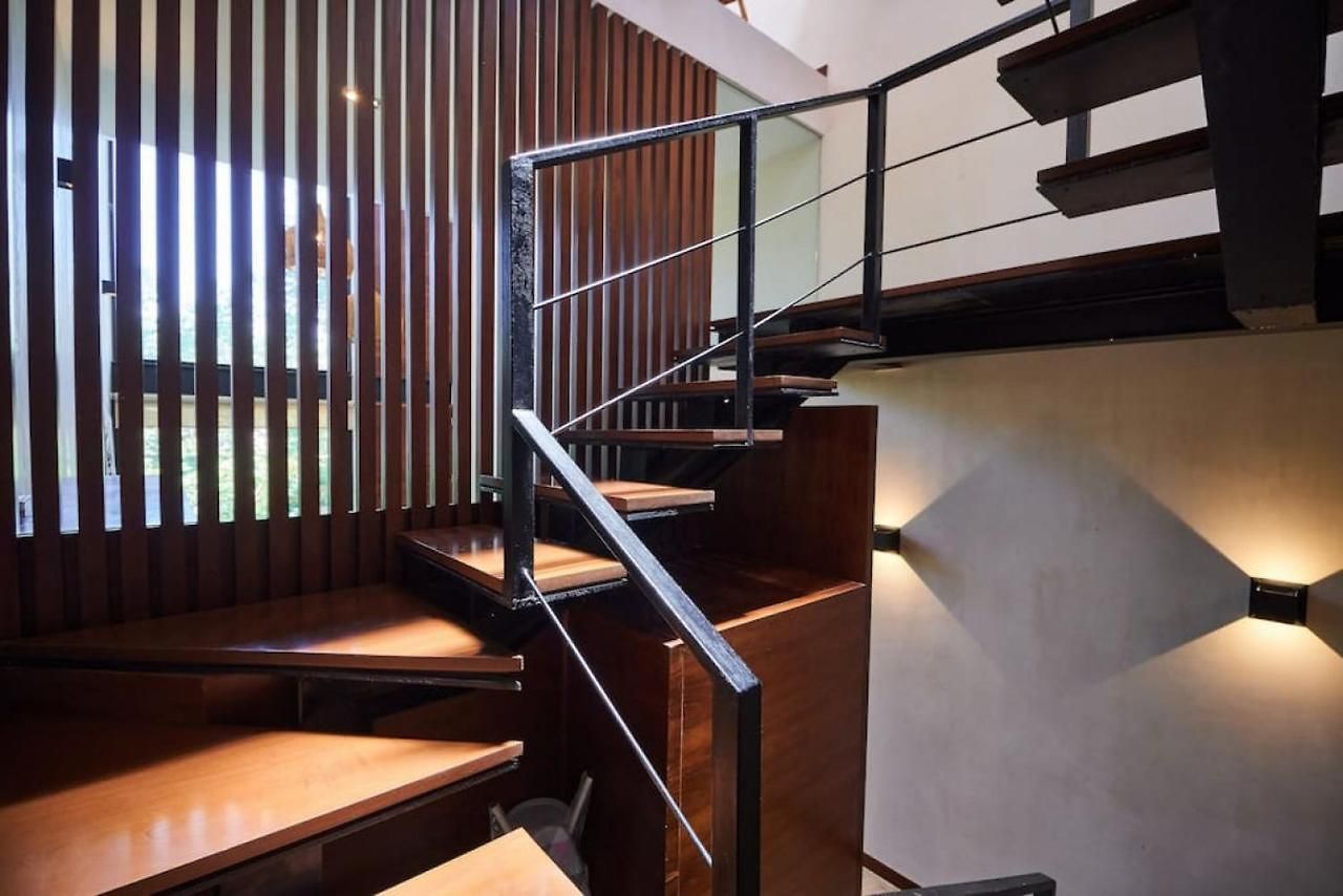 D4 Bungalows Modern 2 Bd In *