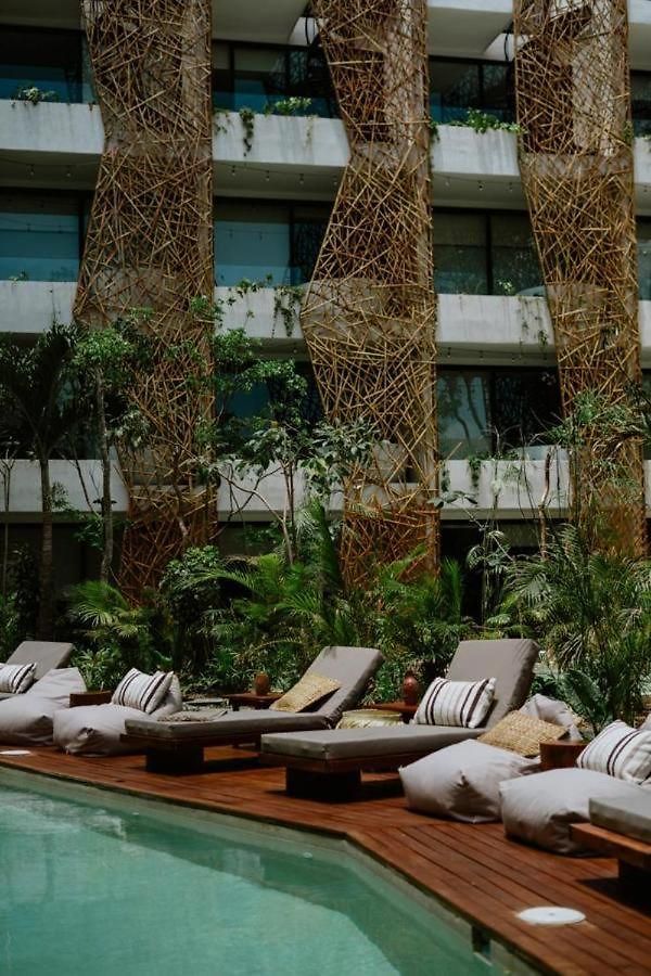 Hotel Jade